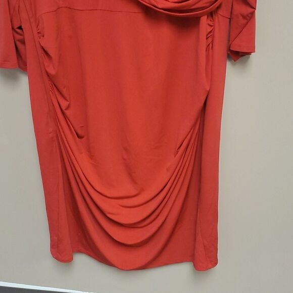 SOLD!! LANE BRYANT NWT Red Control Tech Ruched Dress - Size 26/28 - Picture 3 of 8